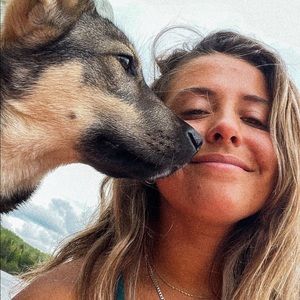 Meet your Posher, Sandy